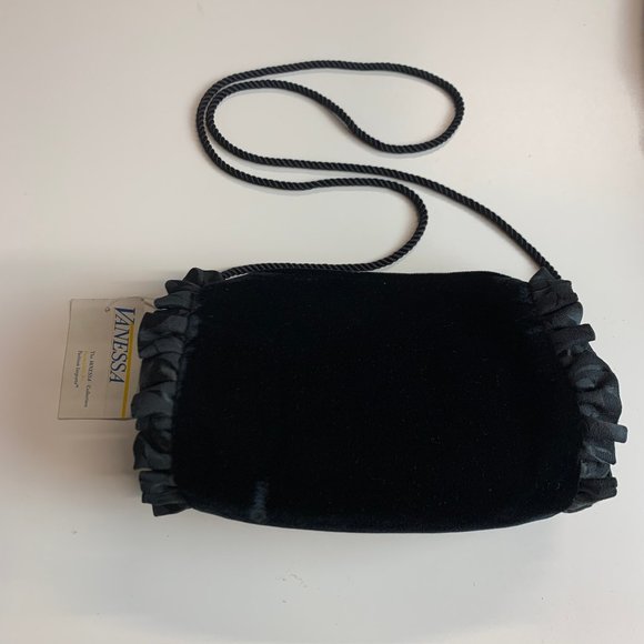 NWT Vintage Fashion Imports - Vanessa Collection Black Velvet Cylinder Shape Bag - Picture 1 of 9